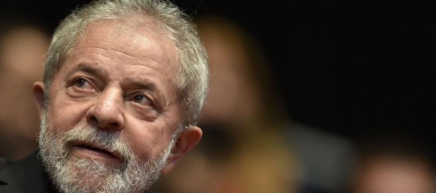 Haddad es uno de los dirigentes del PT más cercano a Lula e integra un informal...