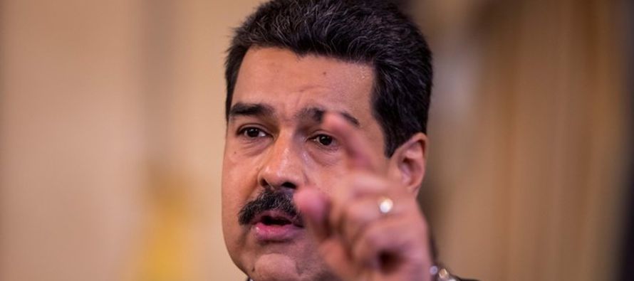 Además, Washington exige que "se deje de oprimir al gran pueblo de Venezuela y se...