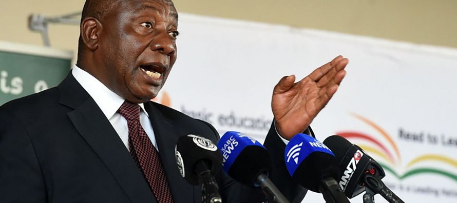 Entre los nuevos ministros destacan Nkosazana Dlamini-Zuma, quien fue la principal rival de...