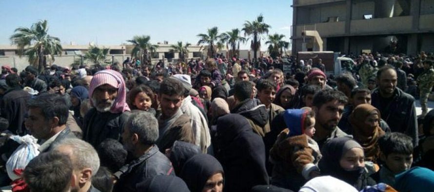 El Observatorio Sirio de Derechos Humanos informó de que los desplazados se dirigen hacia...