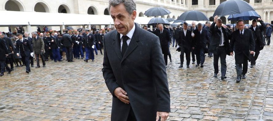 Es uno de varios casos de corrupción en los que Sarkozy está señalado desde...