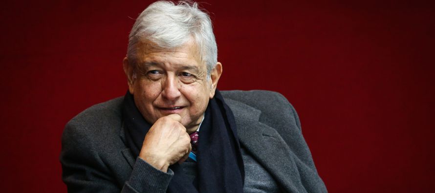 López Obrador mantiene las preferencias en un rango que va del 37 al 44%, seguido de Anaya...