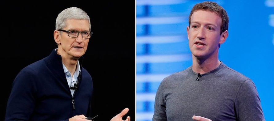 Mark Zuckerberg, director general de Facebook, defendió el modelo de negocios dependiente de...