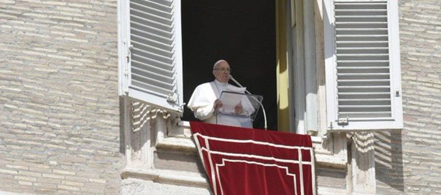 Por ello, matizó el Pontífice hay un significado en esta presencia angelical:...