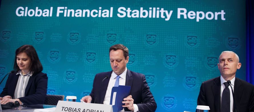 En su informe de "Estabilidad Financiera Global", divulgado en el marco de la asamblea de...