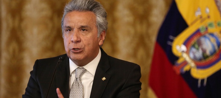 En una sesión acompañado de nueve expresidentes iberoamericanos, Moreno habló...