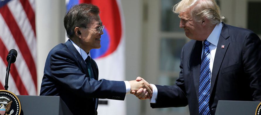 "Presidente Donald J. Trump dará la bienvenida al presidente Moon Jae-in de la...