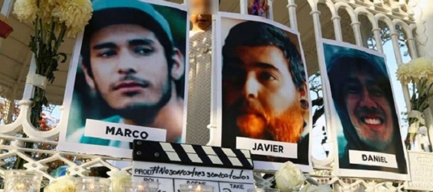 El asesinato de Salomón Aceves Gastélum (25), Daniel Díaz (20) y Marco...