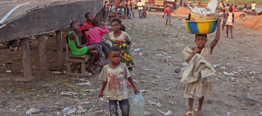 En un informe divulgado en Kinshasa, Unicef señaló que 3,8 millones de personas...