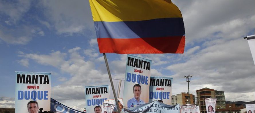 Si ningún candidato obtiene más del 50% de los votos, los colombianos tendrán...