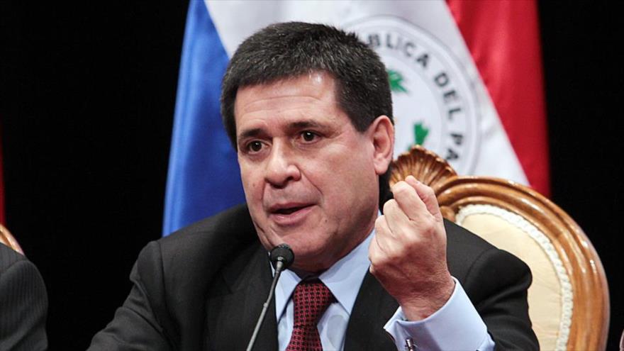 "Presento mi renuncia al cargo de Presidente de la República del Paraguay. Para...