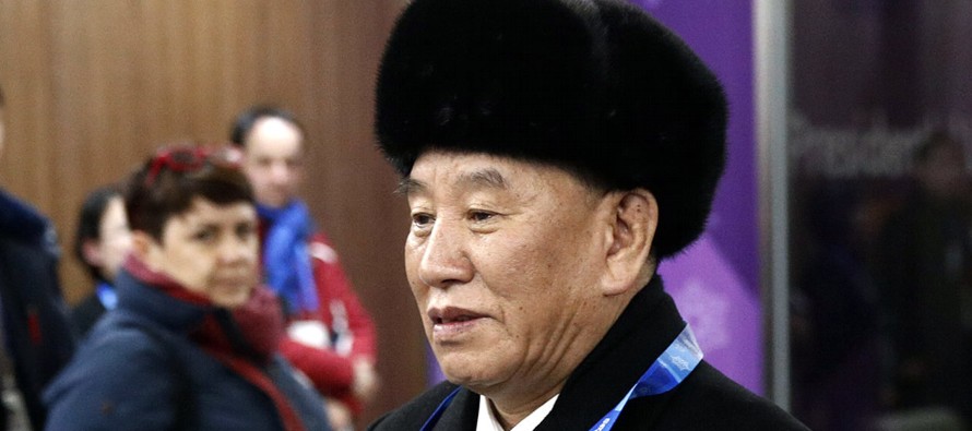 Reporteros de The Associated Press vieron a Kim Yong Chol en el aeropuerto de Beijing poco...