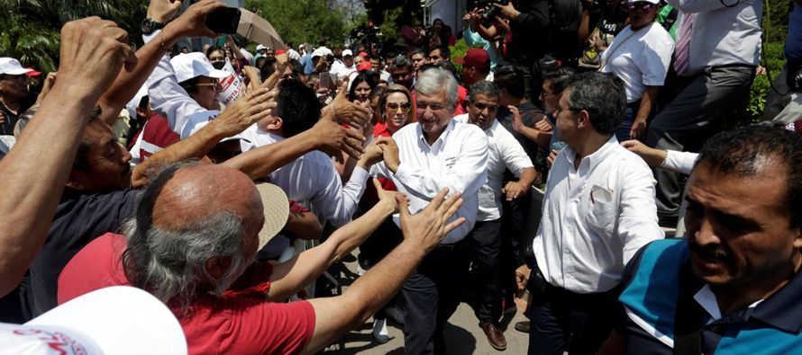 La campaña del candidato izquierdista Andrés Manuel López Obrador...