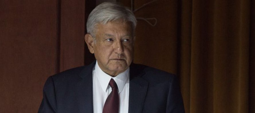 López Obrador ha justificado su decisión asegurando que proponer a candidatos de la...