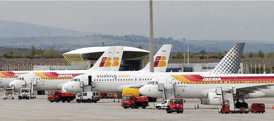 El piloto del Airbus del vuelo 6402 con destino al aeropuerto Adolfo Suárez de Madrid...