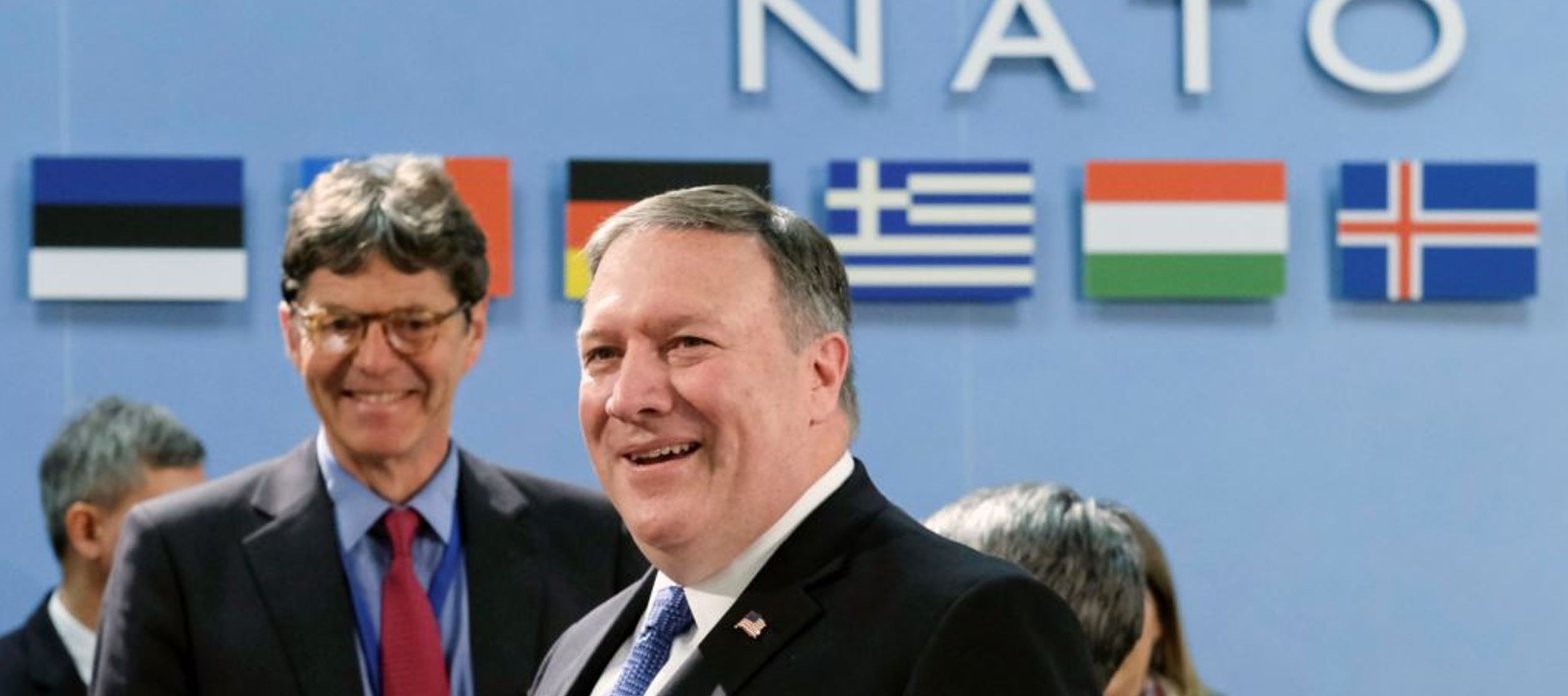 Los miembros de la OTAN se comprometieron en su cumbre de Gales de 2014 a destinar el 2 % de su PIB...