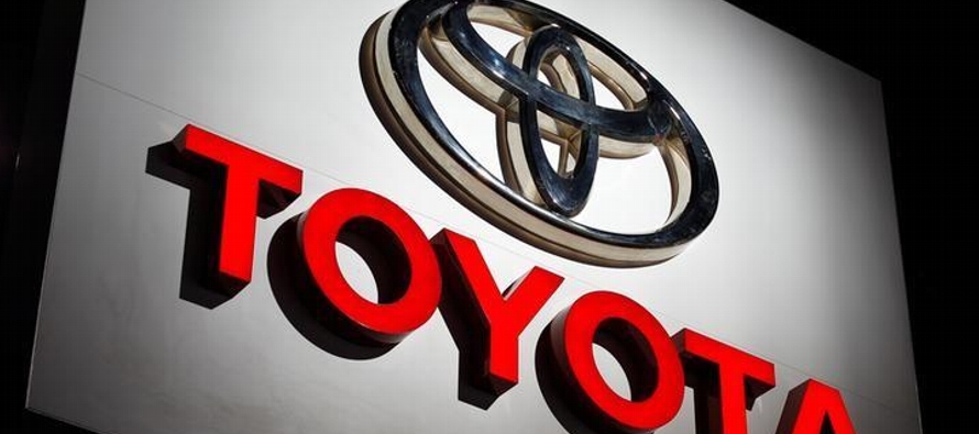 Una persona cercana a la compañía dijo que Toyota aumentará su capacidad en el...