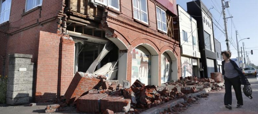 Las víctimas fatales por el sismo de magnitud 6,7, que ocurrió antes del amanecer,...