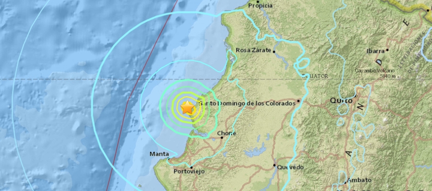 El epicentro del terremoto se registró 94 kilómetros al sur de la ciudad de Ambato y...