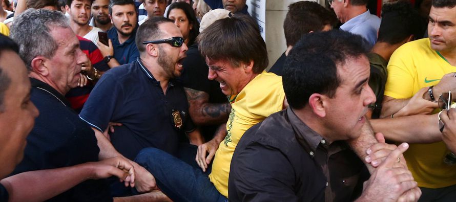 El reciente intento de asesinato a puñaladas del candidato presidencial brasileño...