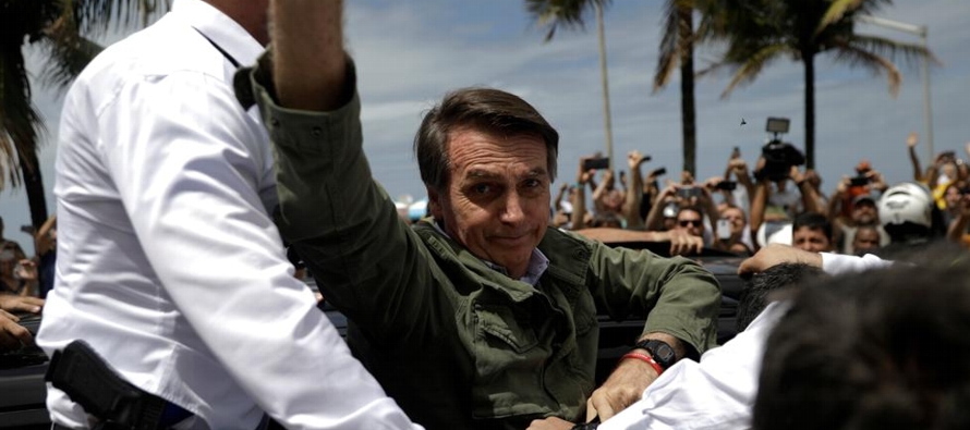Durante la campaña electoral, Bolsonaro había presentado a China, su mayor socio...