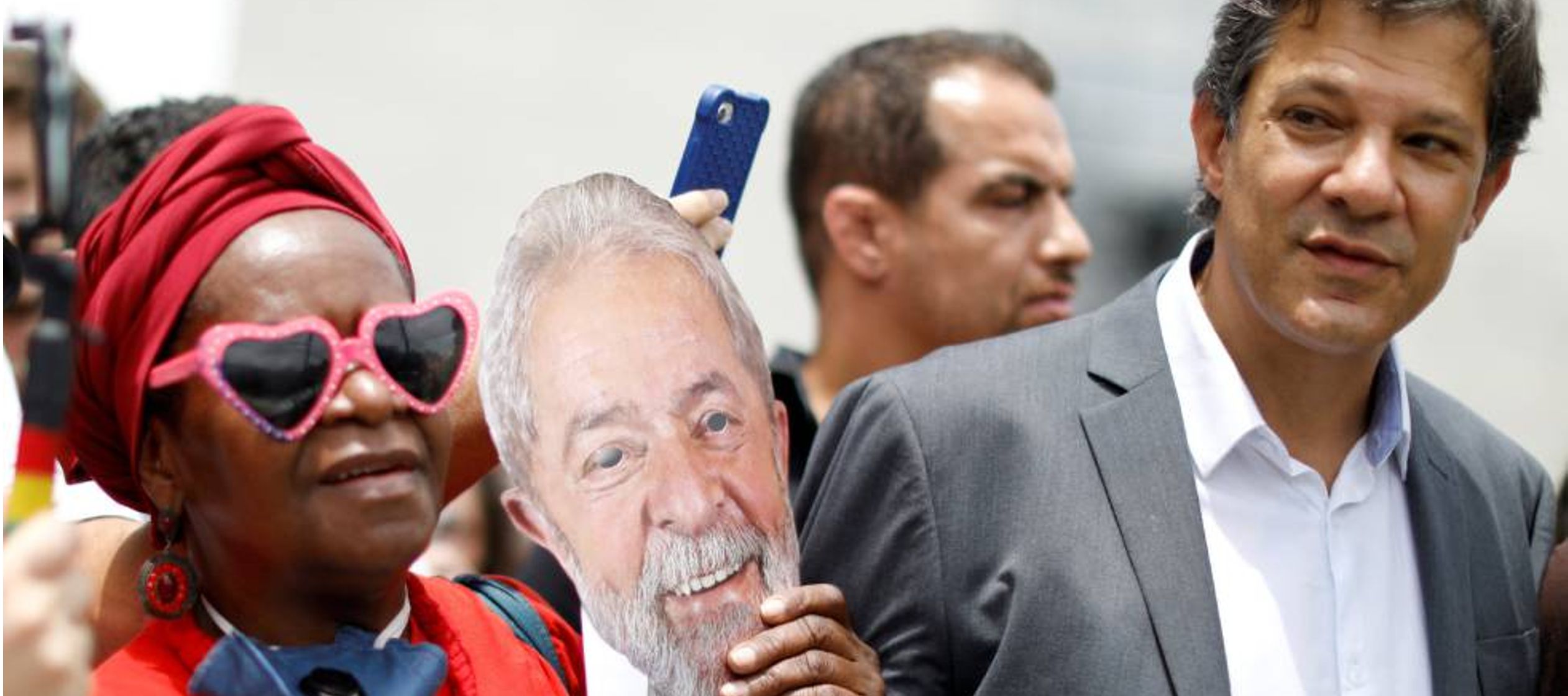 Era la primera vez que Lula estaba ante unas cámaras desde abril y se esperaba que...