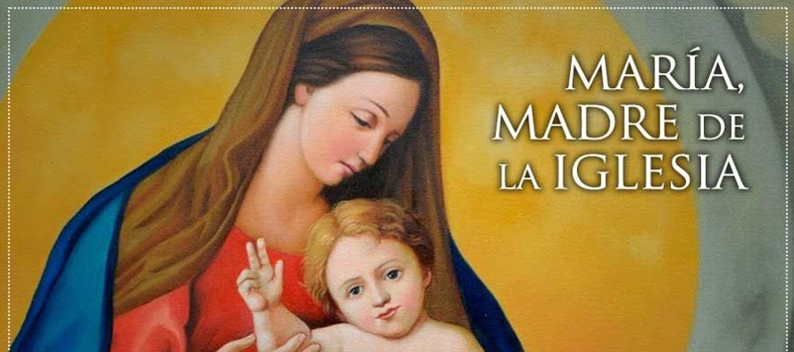  Jorge Bergoglio se refirió a María para hablar de los sacrificios de los que son...