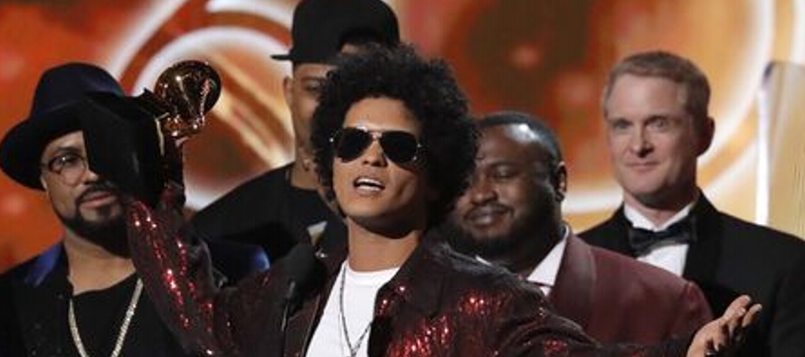La temporada de galardones empezó el 2018 con el cantante de pop Bruno Mars recibiendo un...