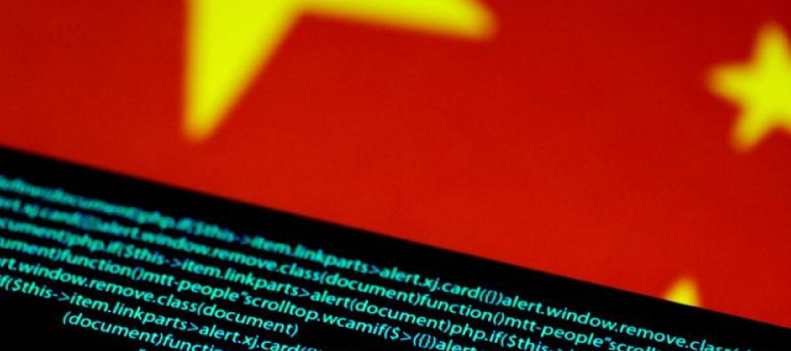 A los ciudadanos chinos se les acusa de piratear computadoras para robar propiedad intelectual y...