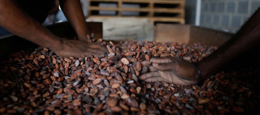 Según denunció Freddy Galindo, camiones llenos de cacao han sido detenidos apenas...