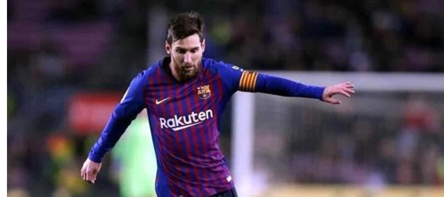 Messi, quien fue suplente estando bien físicamente por segunda vez en lo que va de la...