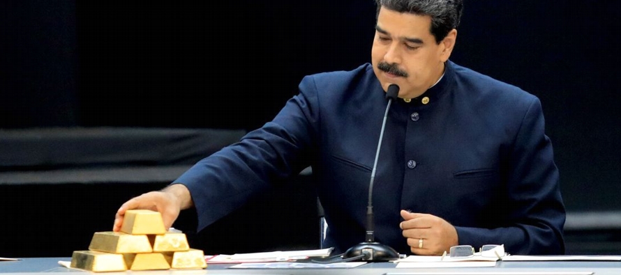Desde el año pasado, Venezuela intenta retirar las barras de oro que tiene en el banco...