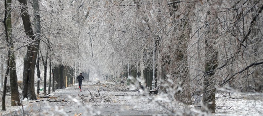 La temperatura más fría en Europa afuera de Rusia este año fue el domingo en...
