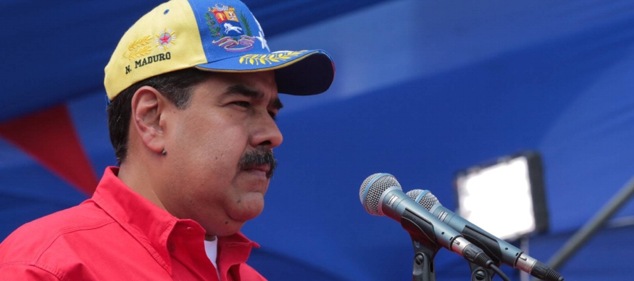 En nuestros días destaca la siniestra presencia de Nicolás Maduro en la arena...
