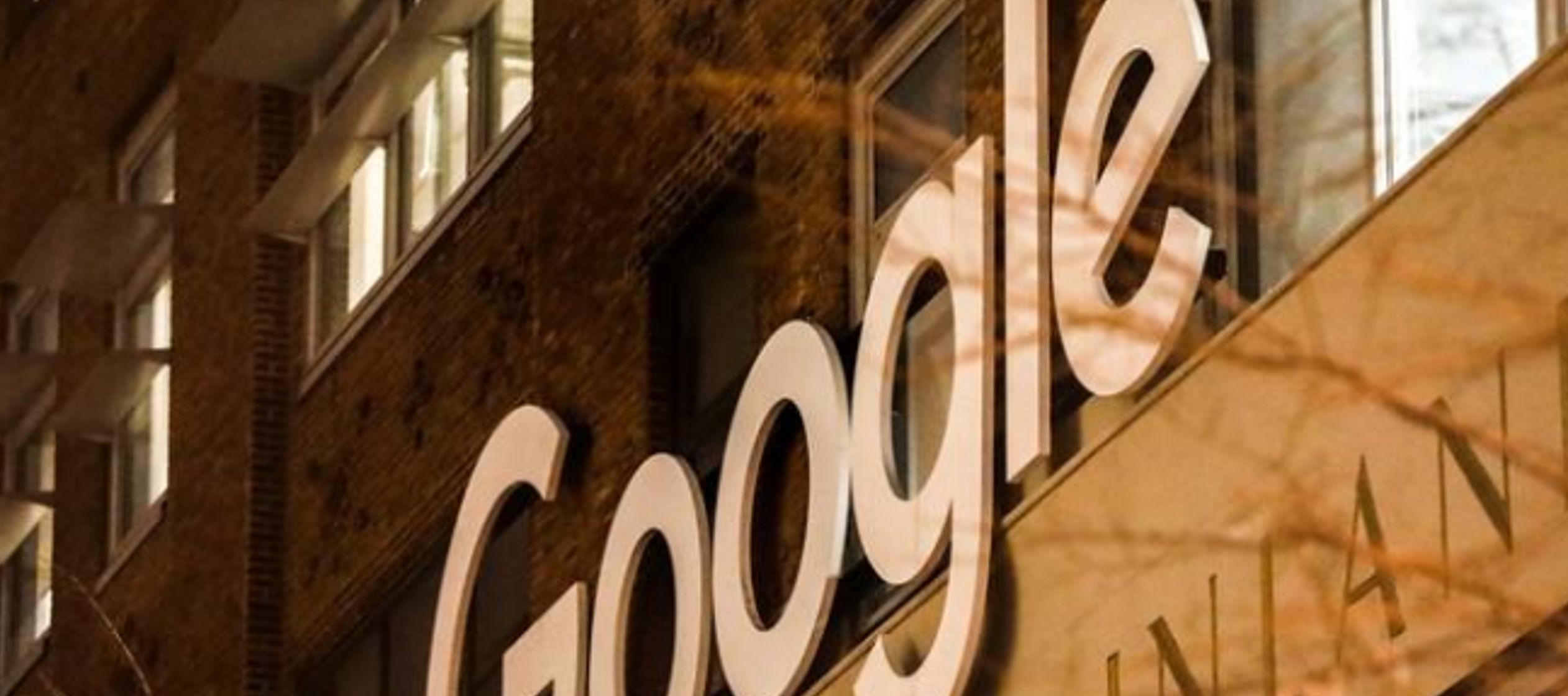 En el cuarto trimestre, Google reportó 31.070 millones de dólares en gastos y costos,...