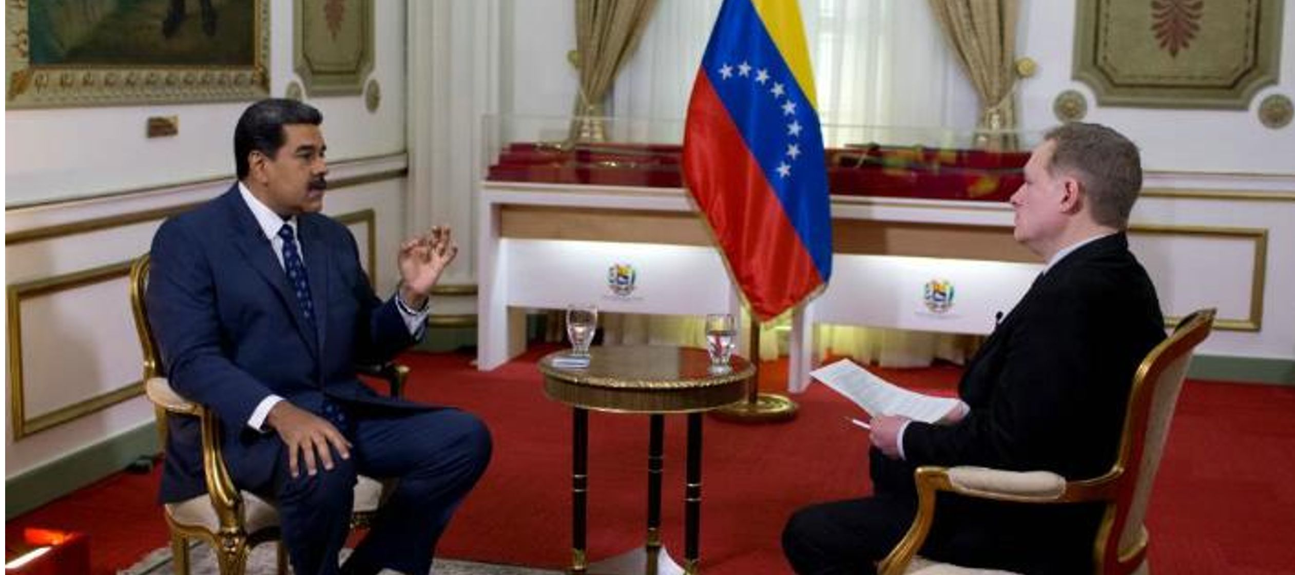 También pidió que los miembros del bloque expulsen a los embajadores de Maduro y...