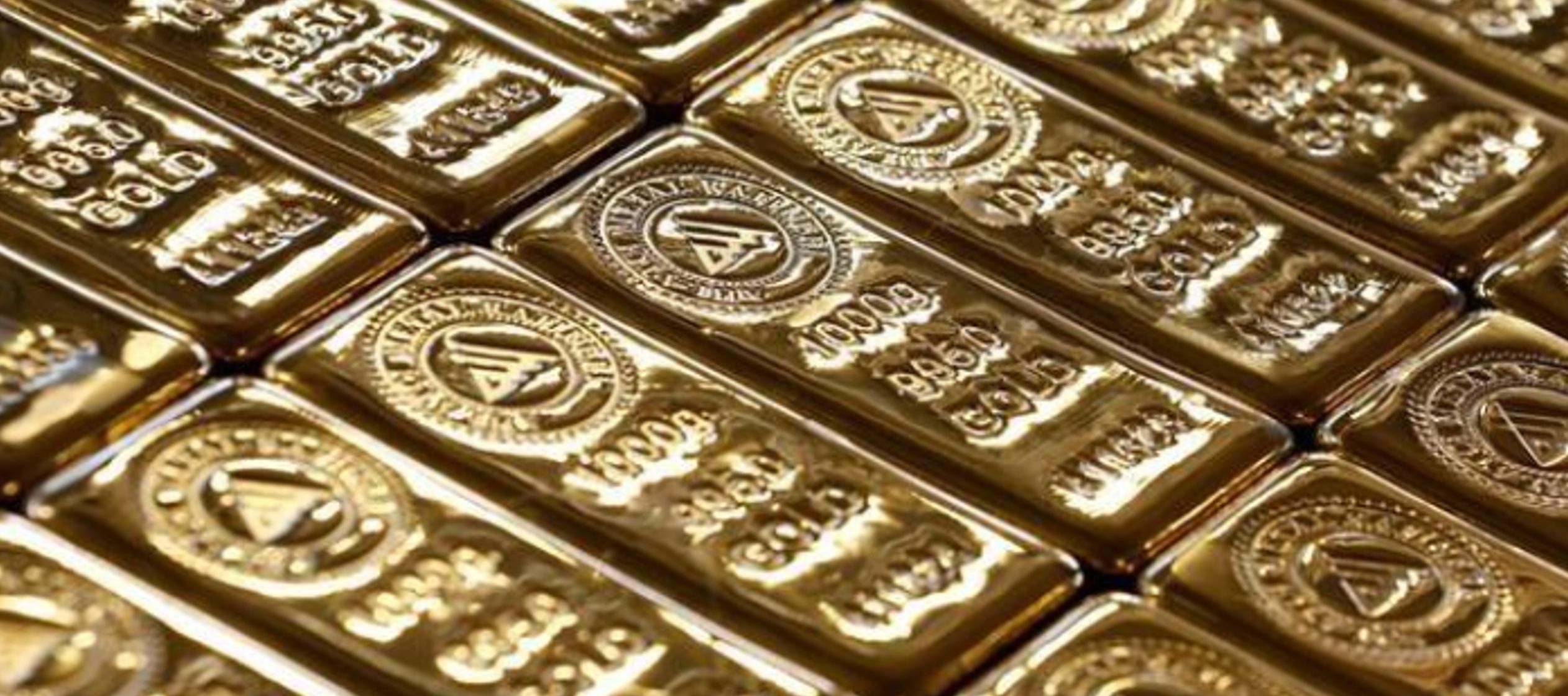 El oro al contado operaba casi plano a 1.286,01 dólares por onza a las 1853 GMT. Los futuros...