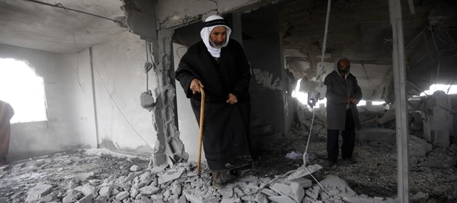 Las autoridades israelíes suelen tirar abajo las casas de atacantes palestinos como parte de...