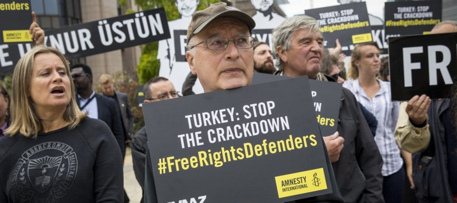 Un juez turco dictaminó en 2015 que los manifestantes ejercían el derecho de libertad...