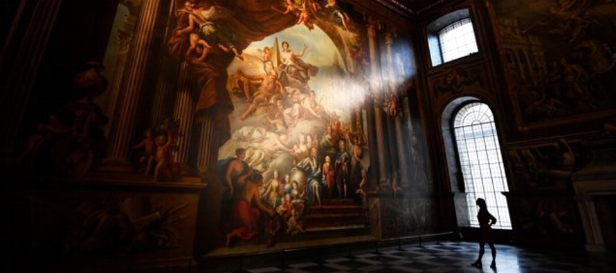 El Salón Pintado del antiguo Colegio Naval Real del siglo XVII en Greenwich está...