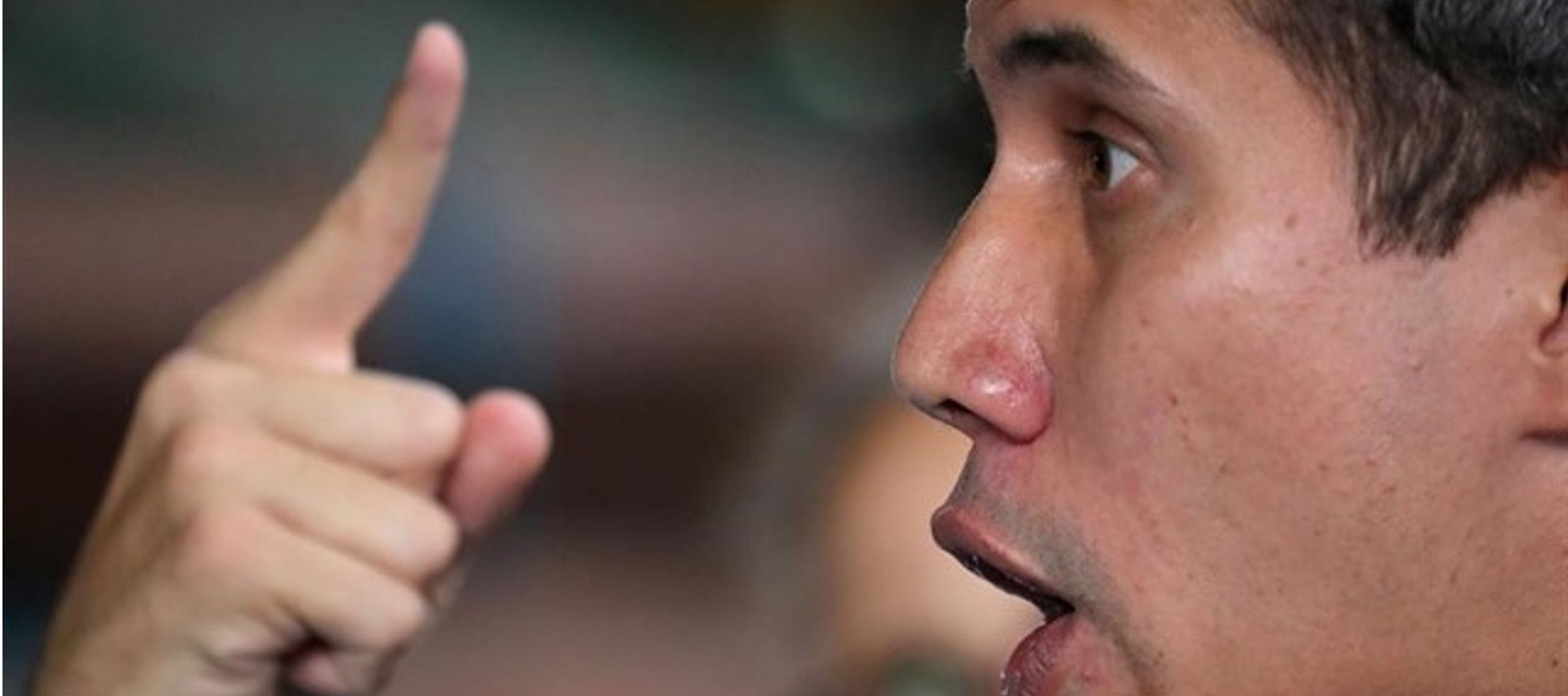 Guaidó ha descrito a Marrero no solo como su mano derecha en la escena política, sino...