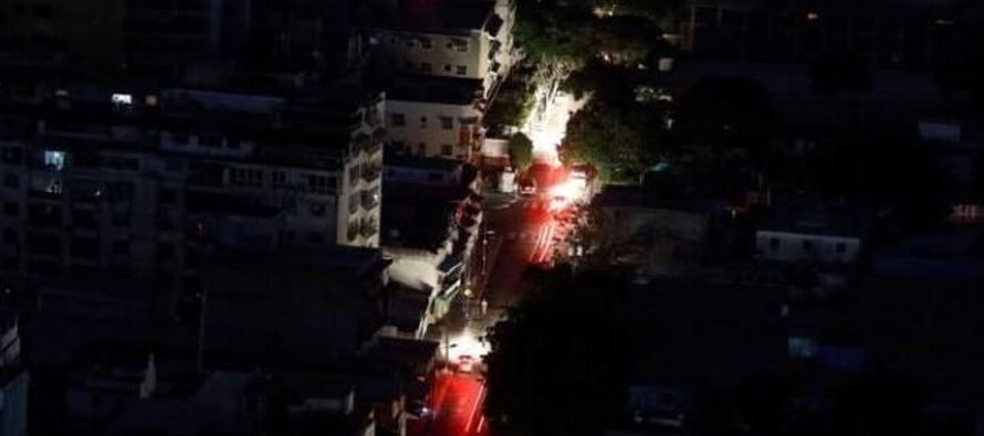 Según el Gobierno, un “ataque terrorista” dejó sin electricidad a la...
