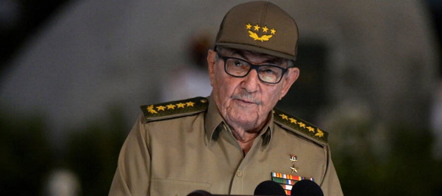 Castro, quien proclamó en un discurso una nueva Constitución, dijo que “la isla...