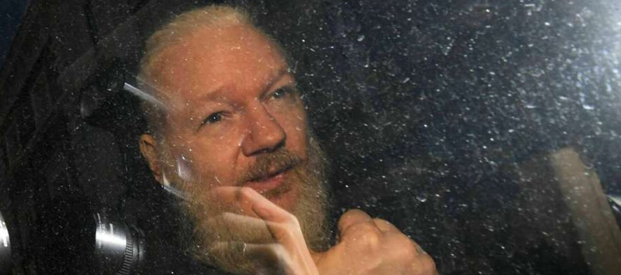 La defensa luchará contra los intentos de extraditar a Assange a Estados Unidos para...
