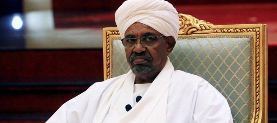 El ministro de producción y recursos económicos del norte de Darfur, Adel Mahjoub...
