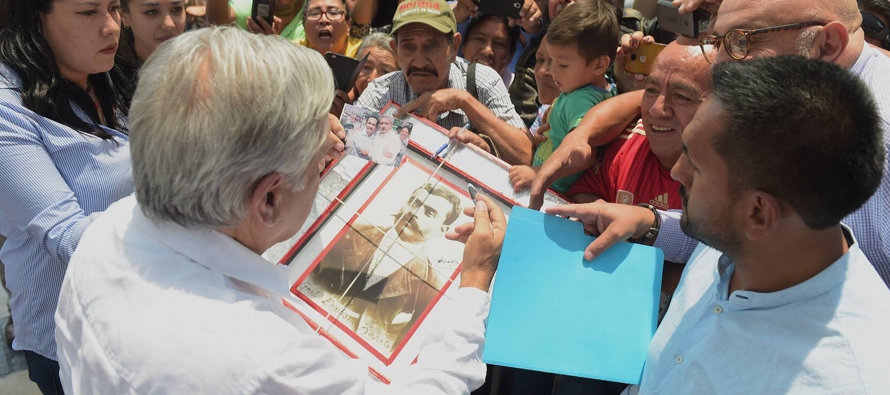 López Obrador ha expresado hasta la saciedad su apego y admiración por Emiliano...