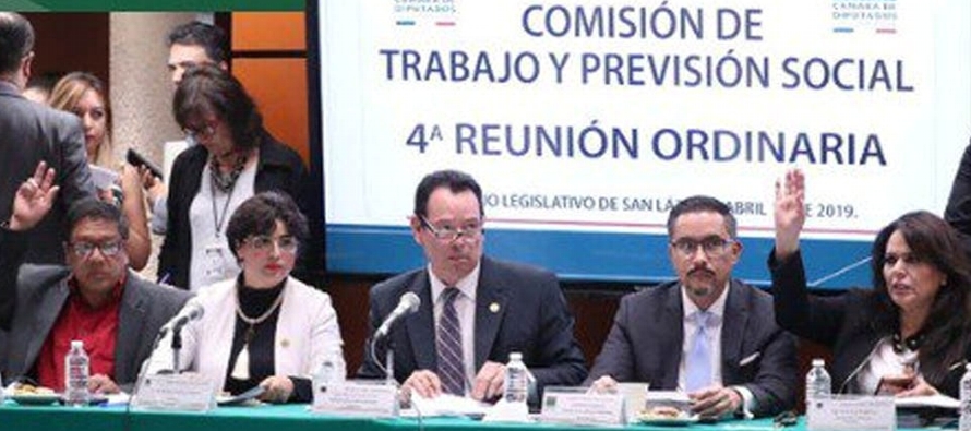 La comisión de Trabajo de la Cámara de Diputados de México dio la noche del...