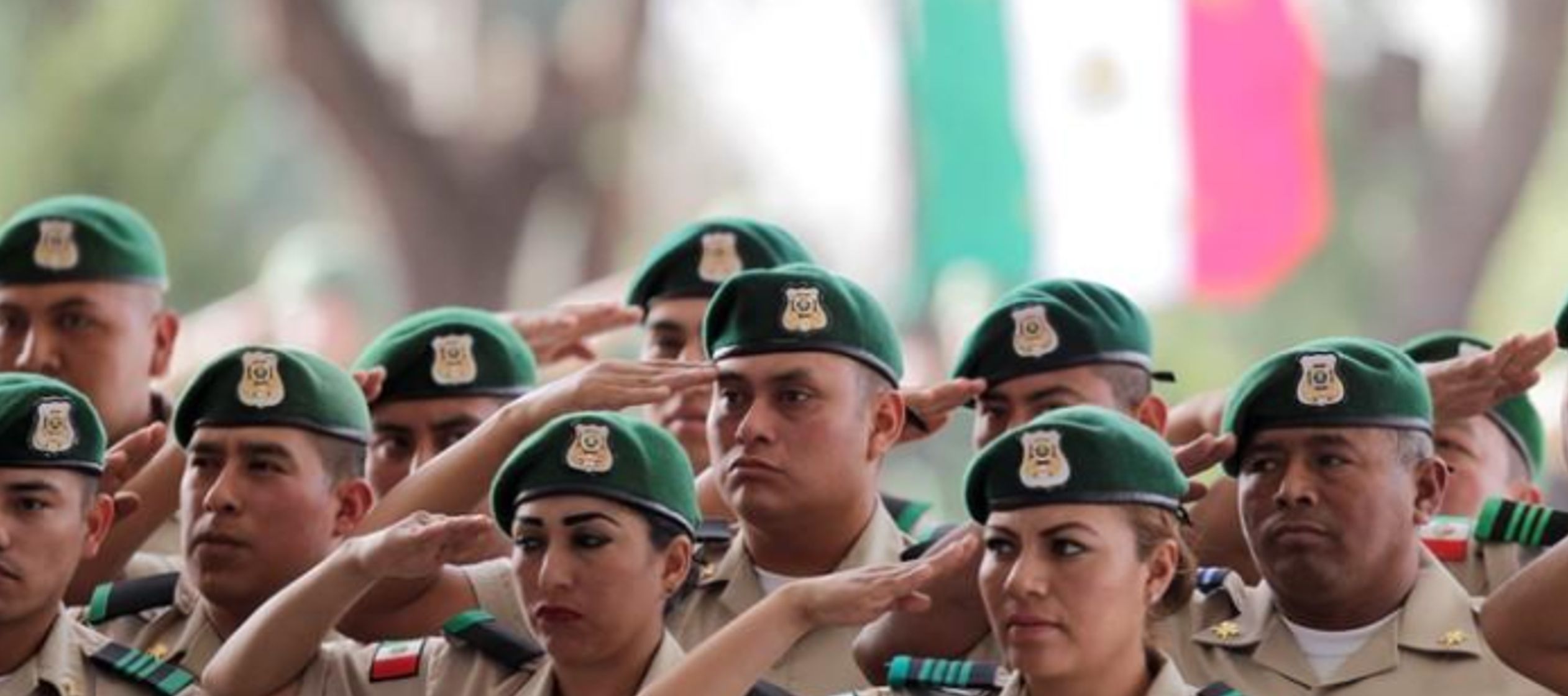López Obrador dijo que la designación de un militar en proceso de retiro para liderar...