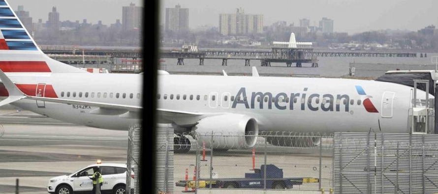 Estados Unidos prohibió los vuelos con aviones Max 737 de Boeing debido a dos accidentes...