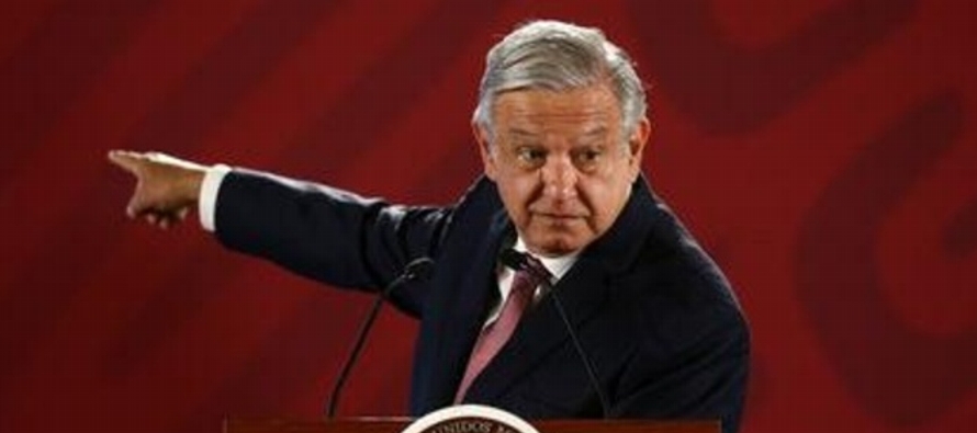 López Obrador aseguró que instruirá en un memorando a los secretarios al...